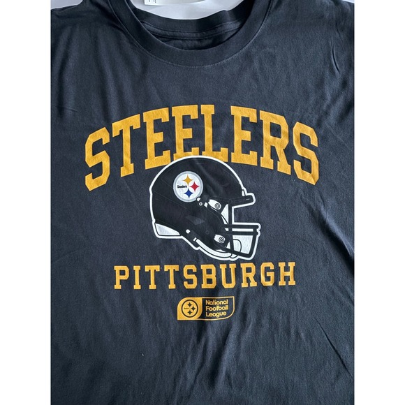 NWT Nike Dri‎ Fit NFL Team Apparel Pittsburg Steelers Helmet Graphic Tee SZ 2XL - Picture 3 of 7